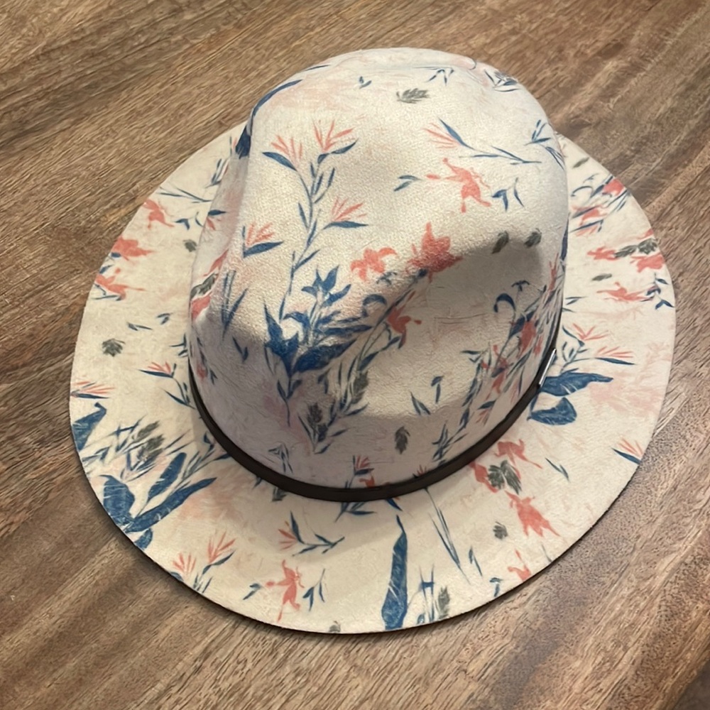 Roxy Hat